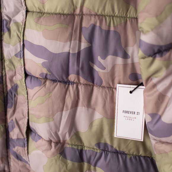 NEW Forever 21 Premium Label Women's Small Camouflage Long Hooded Puffer Jacket - Picture 6 of 9